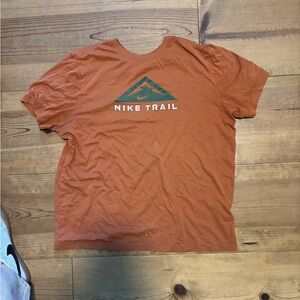 Nike Trail Men's Orange T-Shirt